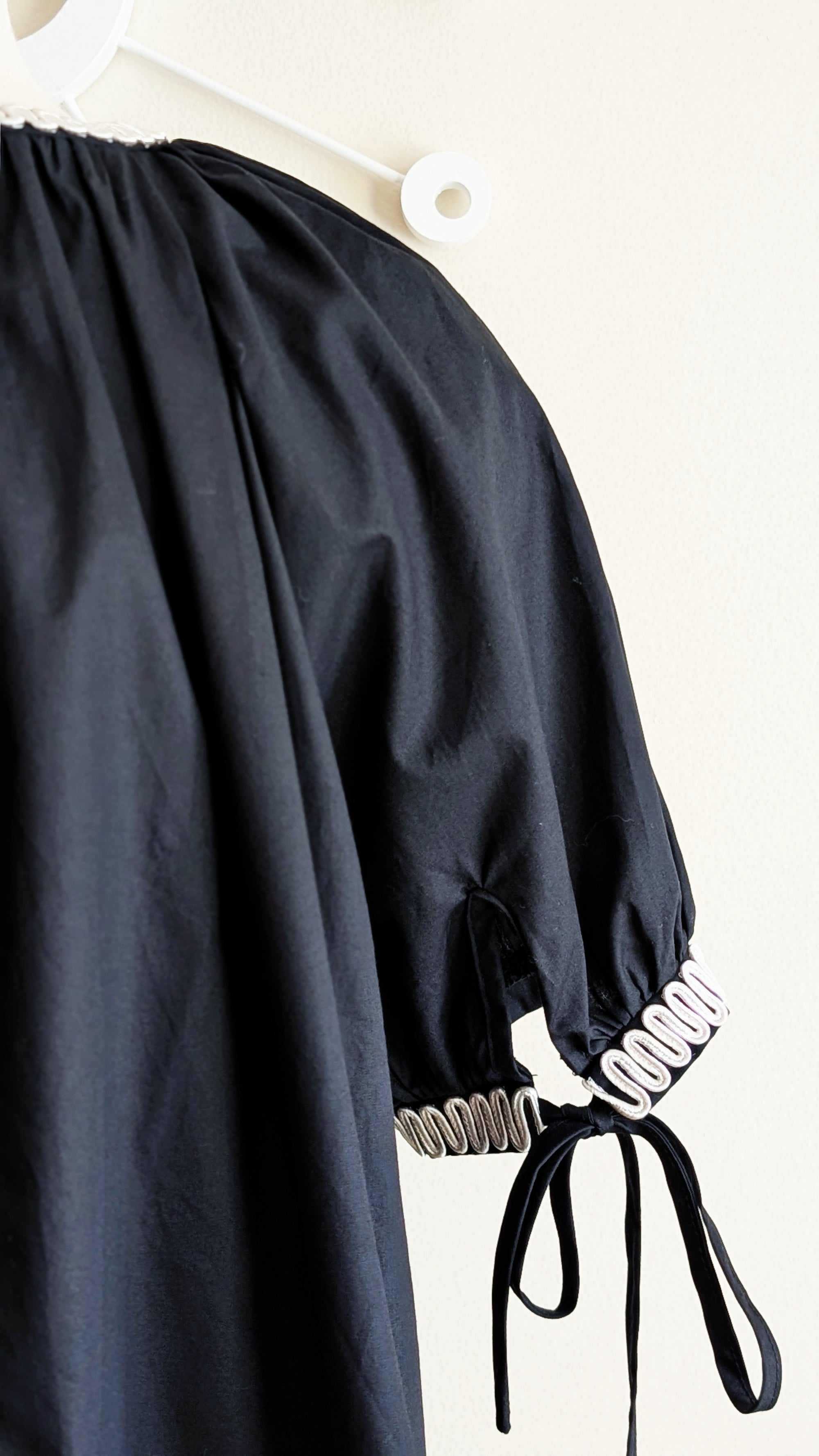 Black Peasant Top