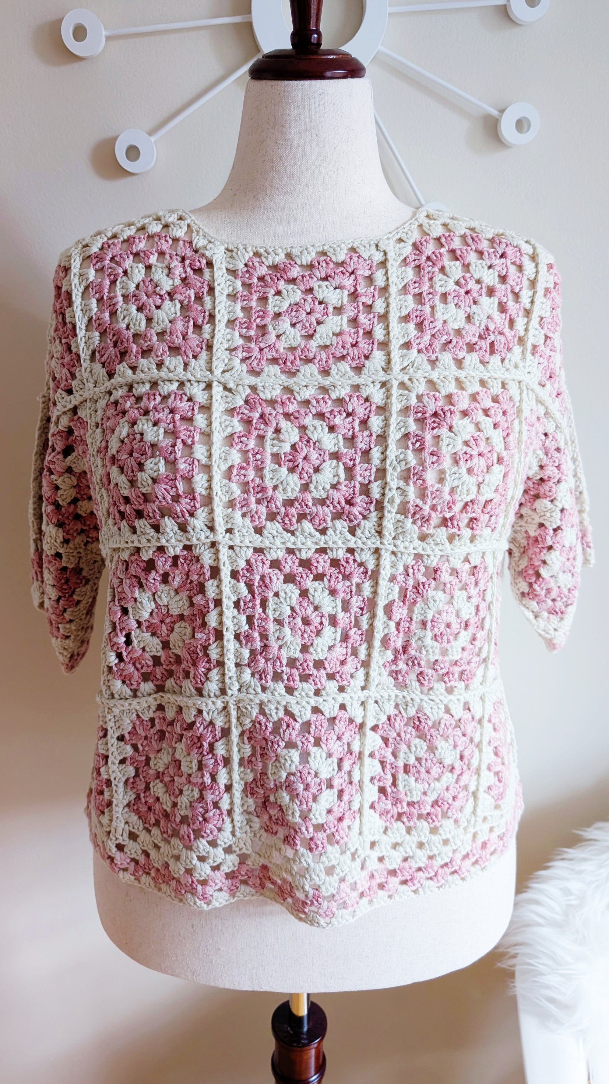 Short Sleeve Granny Square Sweater
