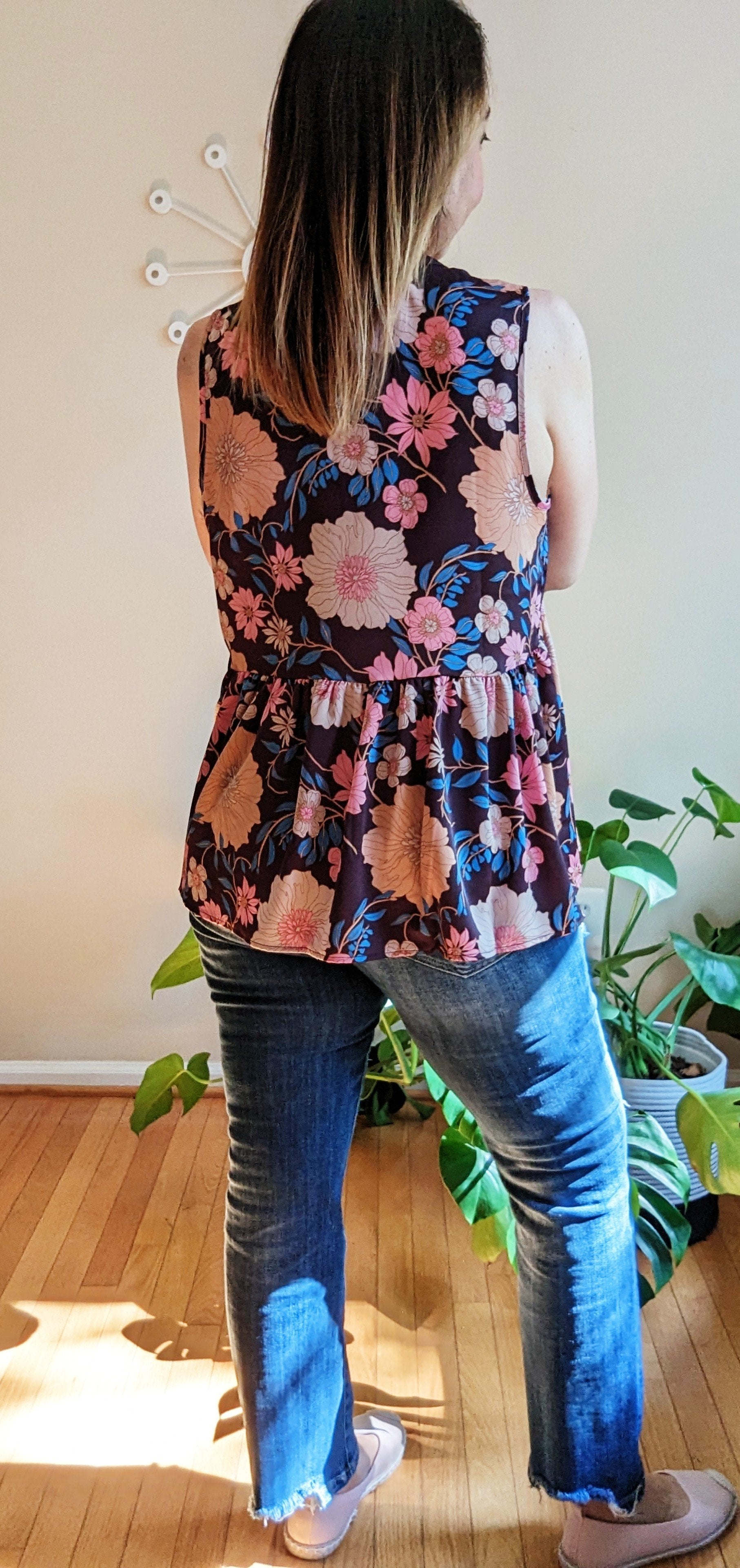 Sleeveless Retro Print Tiered Blouse