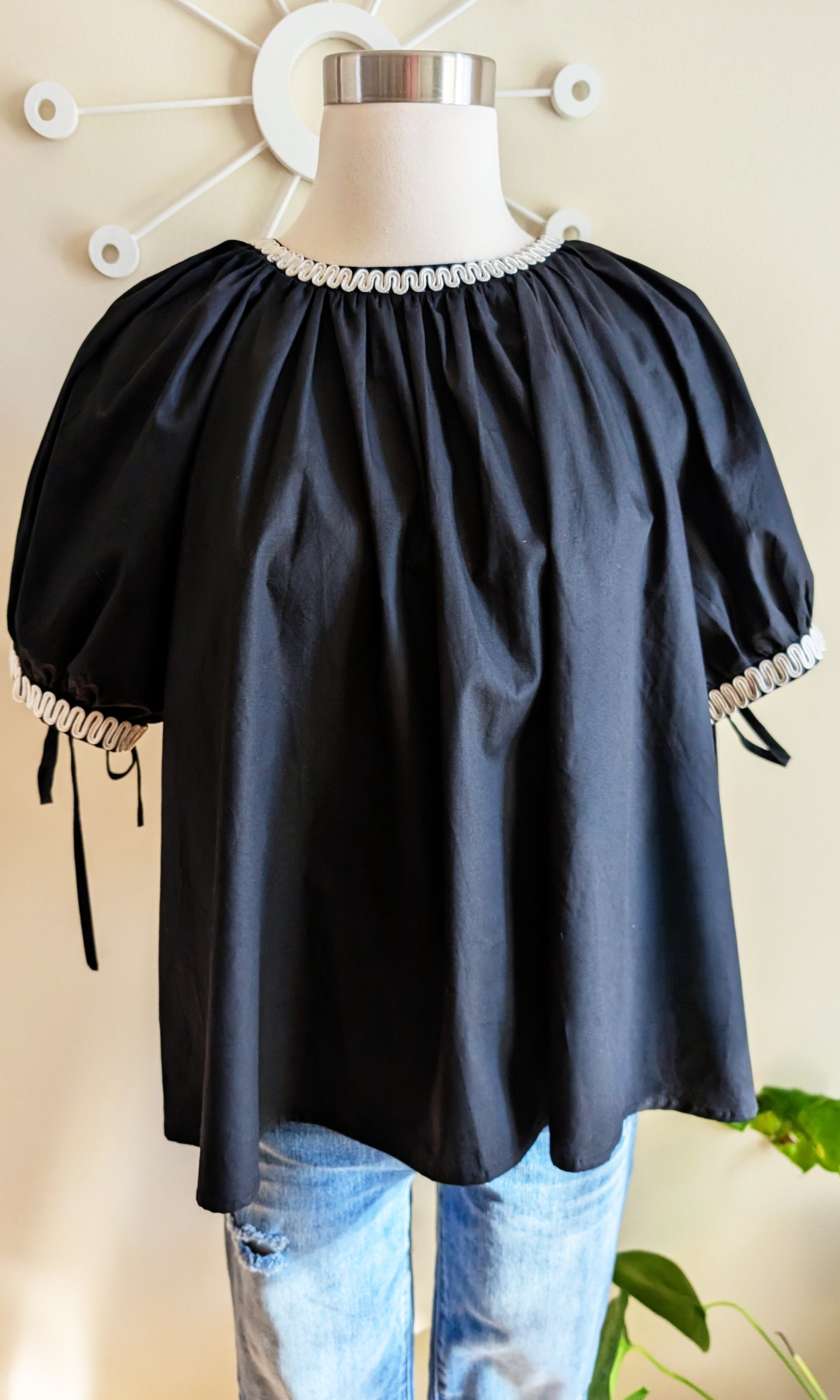 Black Peasant Top Two Blue Sister