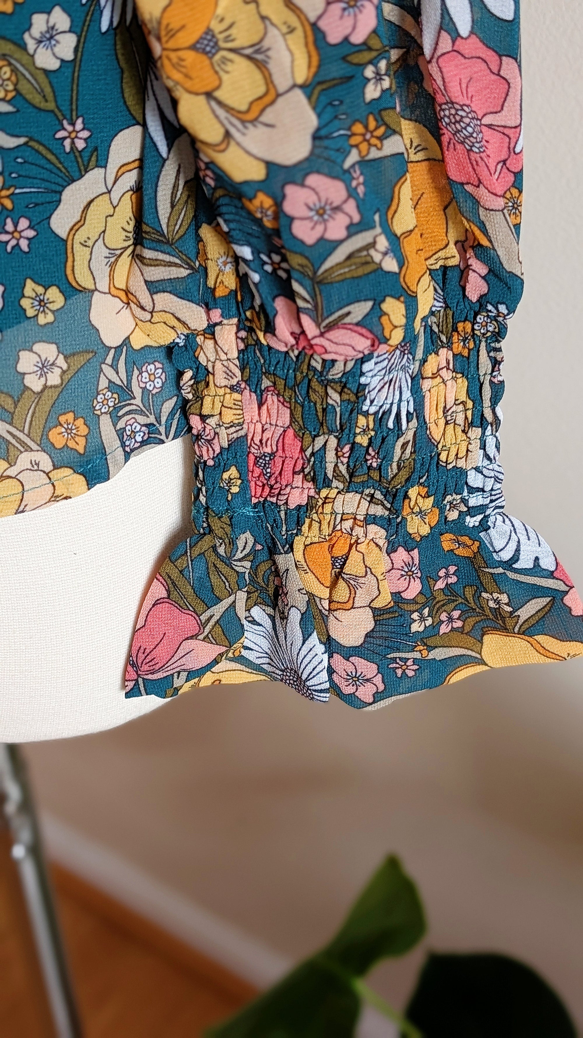 retro floral print chiffon top